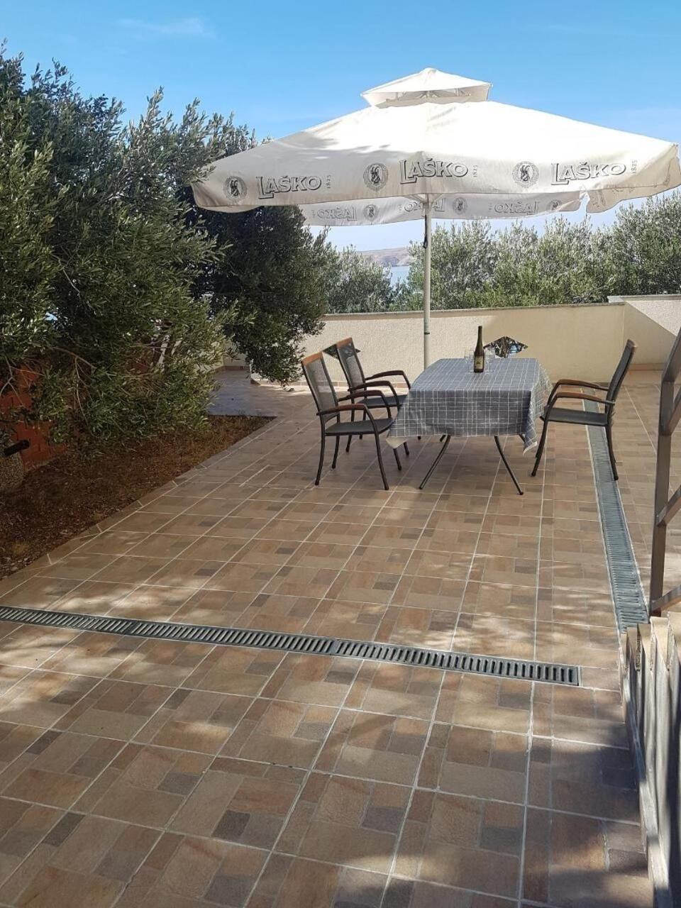 Apartments Domagoj - On The Beach Lukovo Šugarje المظهر الخارجي الصورة