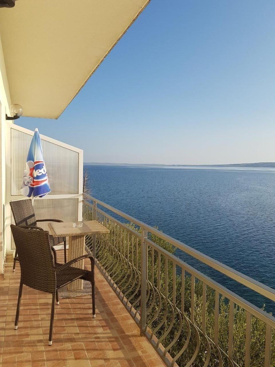 Apartments Domagoj - On The Beach Lukovo Šugarje المظهر الخارجي الصورة