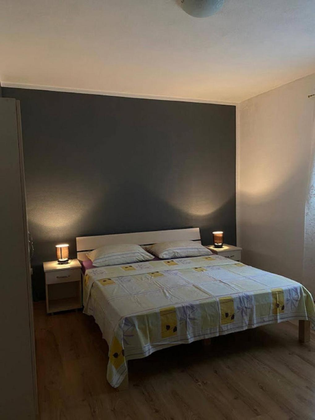 Apartments Domagoj - On The Beach Lukovo Šugarje المظهر الخارجي الصورة