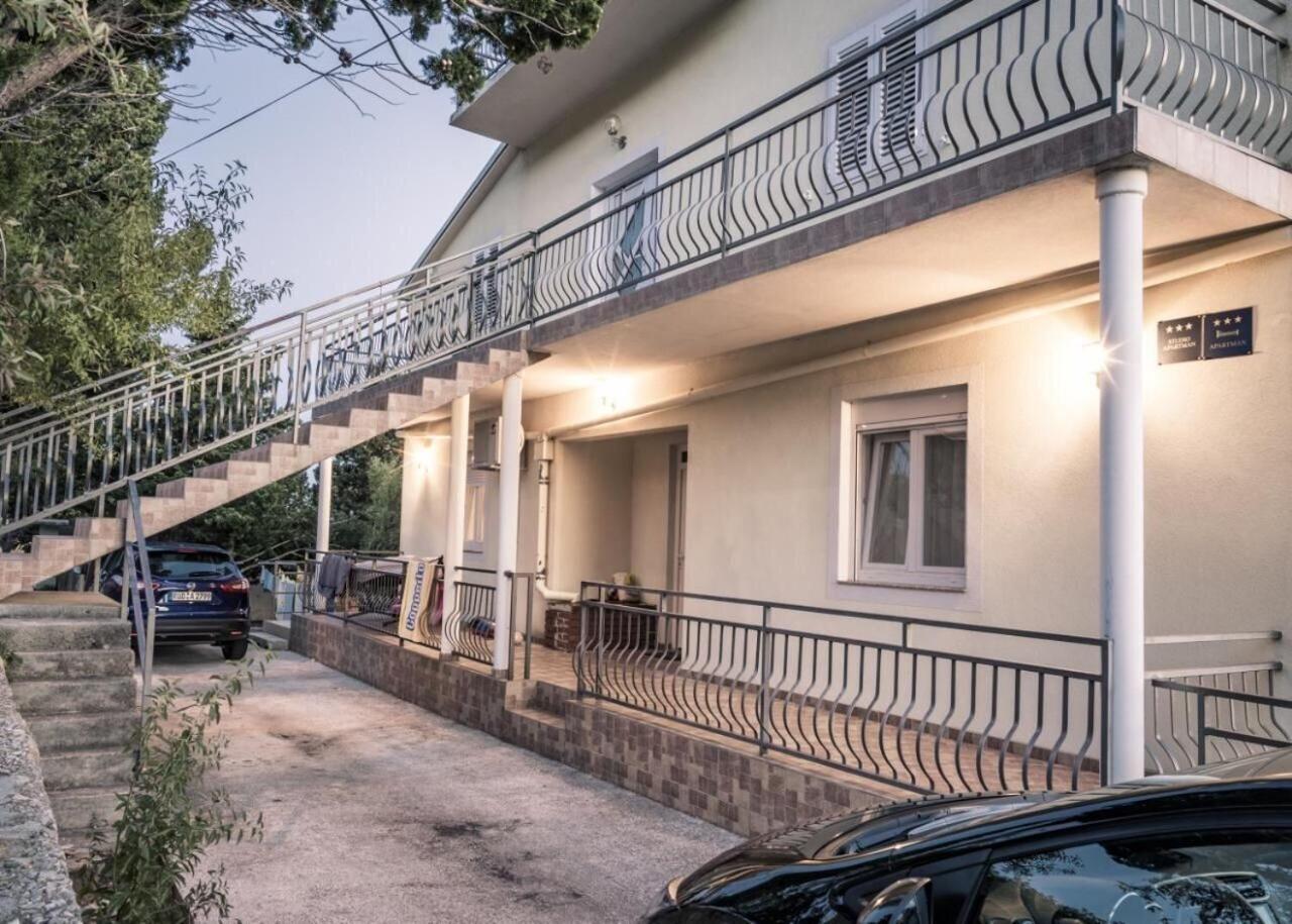 Apartments Domagoj - On The Beach Lukovo Šugarje المظهر الخارجي الصورة