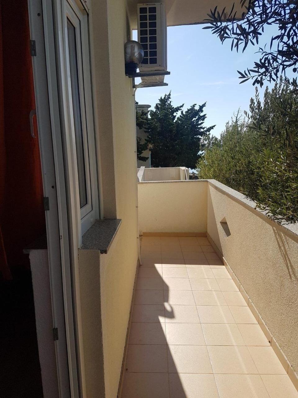 Apartments Domagoj - On The Beach Lukovo Šugarje المظهر الخارجي الصورة